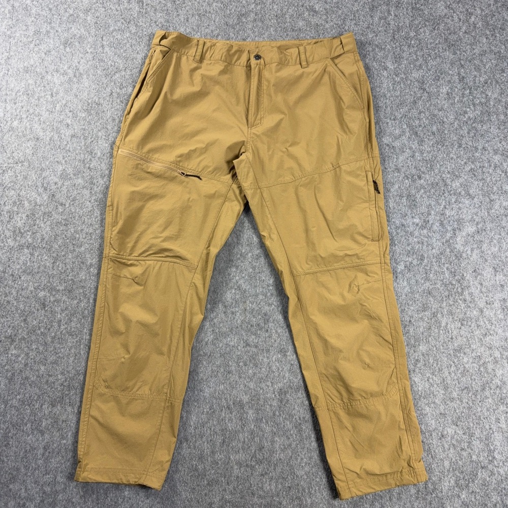 Magellan Outdoors Mens 2XL Khaki Tan Nylon Cargo Hiking Pants Gorpcore Trekking